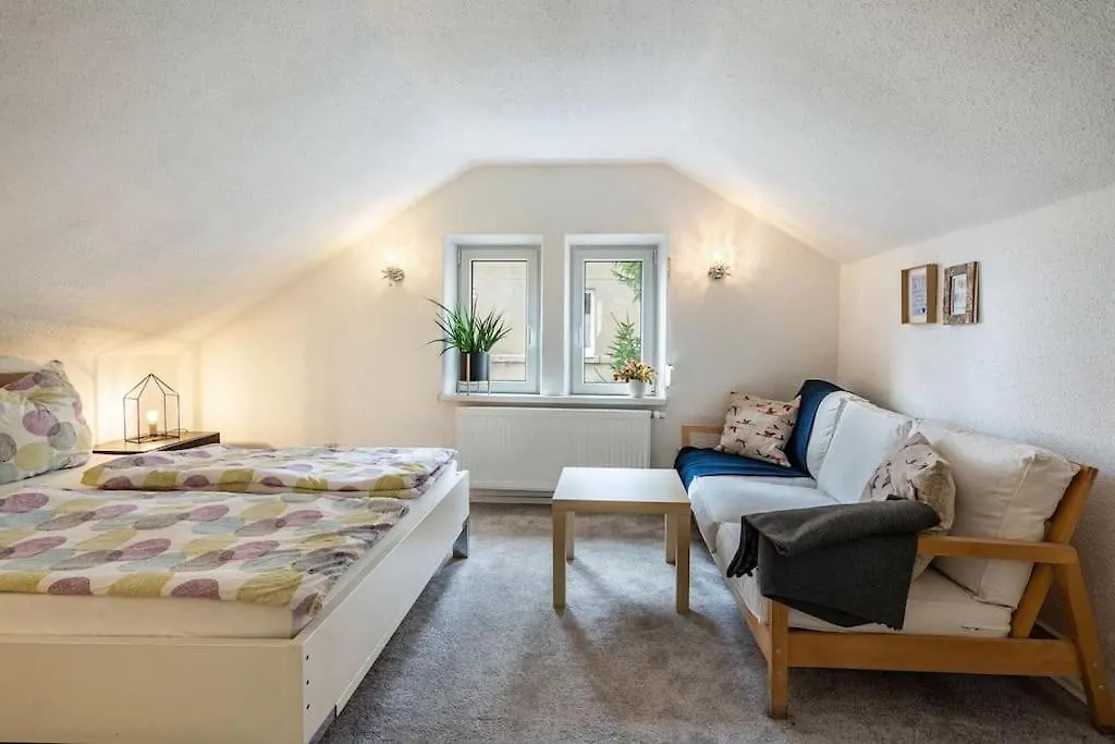 Blick Ueber Dresden - Terrasse - 3 Zimmer - Modern Renoviert